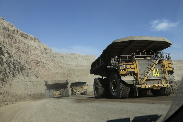 Segunda productora mundial de oro necesita activos de cobre para prevalecer en el mercado