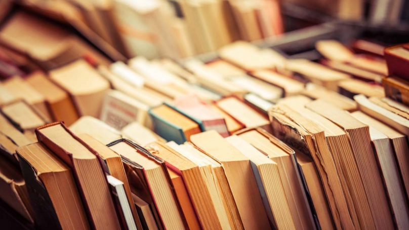 Osinergmin pone en vitrina sus estudios técnicos en la Feria Internacional del Libro