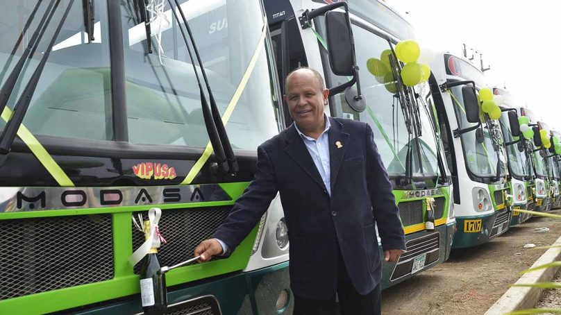Motored realiza su más importante entrega de buses urbanos en el país