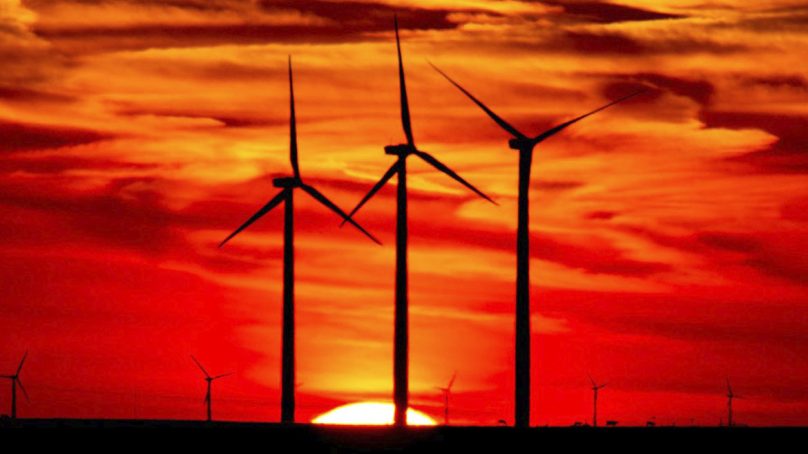 Perú suscribe pacto para alcanzar la autosuficiencia energética, de la mano de Olade