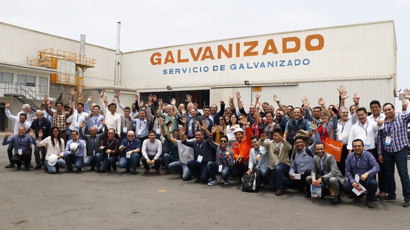 Empresarios del acero galvanizado de la región visitaron planta de Tupemesa