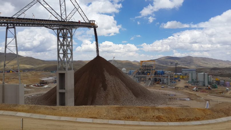 Hudbay alerta acumulación de inventario de cobre en Constancia por bloqueo a Matarani
