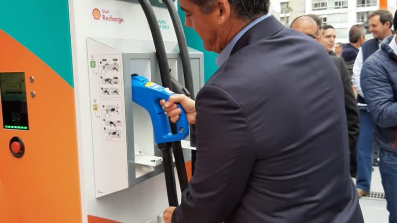 Grifos ofrecen sus espacios al Ejecutivo para montar centros de salud en ellos